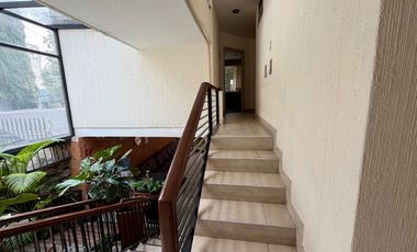 CONSULTORIO MEDICO COMPARTIDO CON DR. GINECOLOGO, INCLUIDO TODOD LOS SERVICIOS