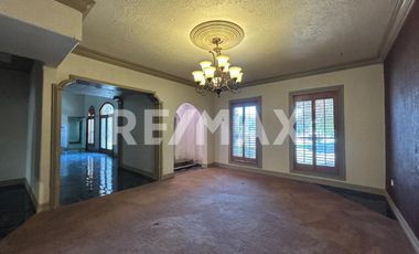 CASA EN VENTA., 4 RECAMARAS EN COUNTRY RAQUET CLUB