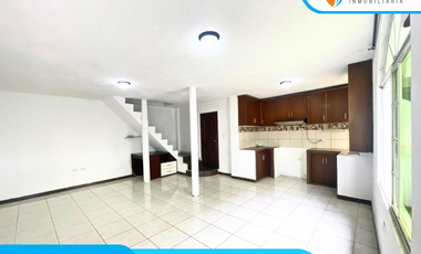 RENTO CASA de 2 habitaciones cerca a la universidad UNIANDES en Santo Domingo