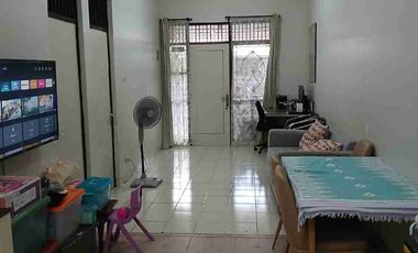 Jual cepat rumah di Kencana loka BSD sektor 12 4