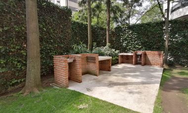 VENTA PENTHOUSE BOSQUES DE LAS LOMAS DEPTO 540 m² DOS NIVELES 4 REC ROOF GARDEN