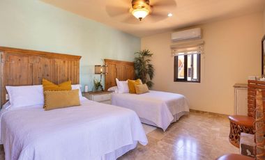 Rara oportunidad de casa con alberca privada en El Campestre, San Jose del Cabo