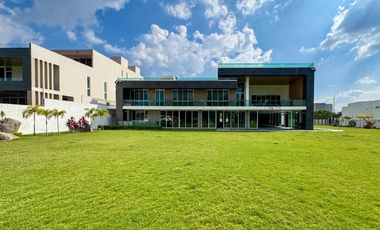 Residencia de Lujo en Club de Golf Atlas Country