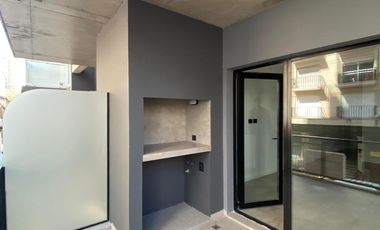 Departamento dos ambientes con cochera fija. GUEMES. Mar del Plata.