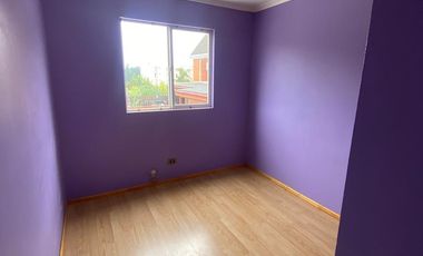 SE ARRIENDA CASA EN ALTO LAGUNA, CASA DE 3 PISOS