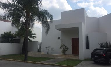 CASA EN RENTA UBICADA EN FRACCIONAMIENTO LA CONCEPCION