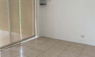 CASA EN RENTA UBICADA EN FRACCIONAMIENTO LA CONCEPCION