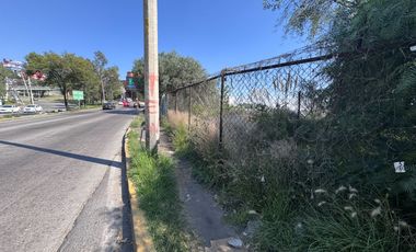 Gran oportunidad terreno sobre Av. lomas verdes.