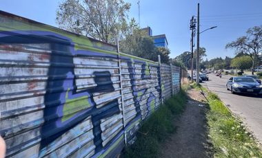 Gran oportunidad terreno sobre Av. lomas verdes.