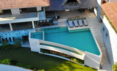 CASA EN REMATE EN LOS RISCOS DIAMANTE ACAPULCO GRO