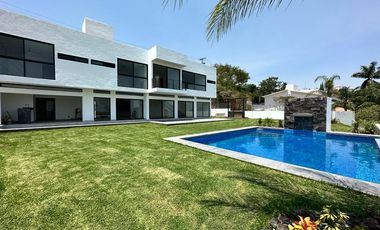 RESIDENCIA NUEVA EN VENTA EN FRACCIONAMIENTO LOMAS DE COCOYOC, MORELOS