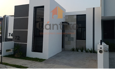 Casa 3 recámaras, 2 baños en Punto Rioja, Colima,Col.