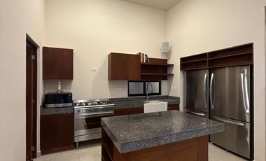 🏡 Casa de una planta en venta – Cholul, Mérida