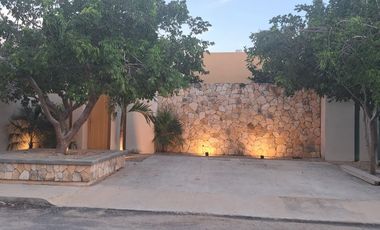 🏡 Casa de una planta en venta – Cholul, Mérida