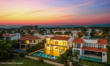 Casa de lujo en venta en Los Tigres con vista al campo de Golf.