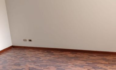 VENTA DEPARTAMENTO URB. MAYORAZGO
