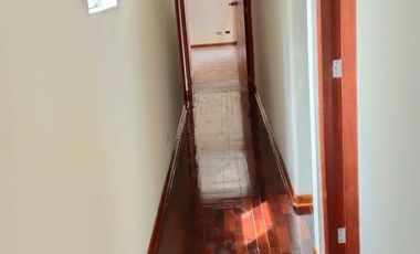 VENTA DEPARTAMENTO URB. MAYORAZGO