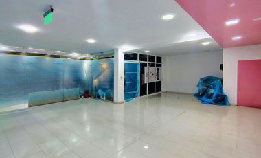 LOCAL COMERCIAL EN ALQUILER EN LA CALLE ROCAFUERTE, MACHALA