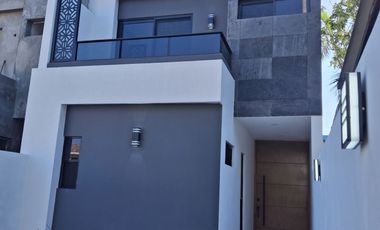 Casa en Venta Col. Los Mangos