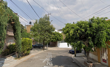 ¡¡GRAN OPORTUNIDAD DE ADQUIRIR CASA DE REMATE BANCARIO!!, (SOLO CON RECURSOS PROPIOS Y YA CON ADJUDICACION)