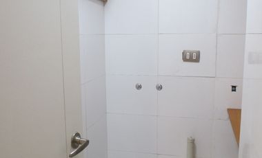 Av. A. Vespucio / Latadia- Bilbao (sin Estacionamiento)