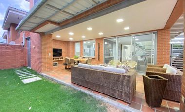 CASA EN CONDOMINIO EN VENTA EL CASTILLO JAMUNDI