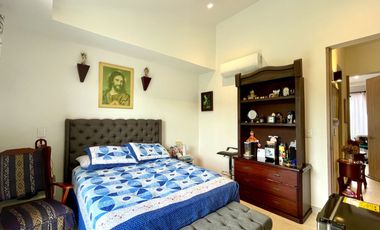 Oportunidad I Majestuosa casa esquinera en Mukava del Valle con vista al bosque. Cerritos. Pereira