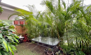 Oportunidad I Majestuosa casa esquinera en Mukava del Valle con vista al bosque. Cerritos. Pereira