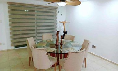 Casa amueblada en renta en Fracc Lomas Residencial Alvarado Veracruz.