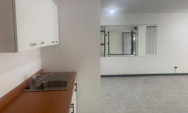 Arriendo Local Comercial, Pizarro y Santa María, sector la Mariscal, atrás de Paco, Av. Colón