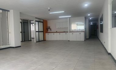 Arriendo Local Comercial, Pizarro y Santa María, sector la Mariscal, atrás de Paco, Av. Colón