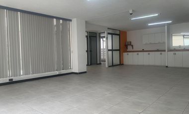 Arriendo Local Comercial, Pizarro y Santa María, sector la Mariscal, atrás de Paco, Av. Colón