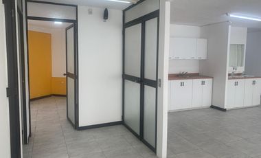 Arriendo Local Comercial, Pizarro y Santa María, sector la Mariscal, atrás de Paco, Av. Colón