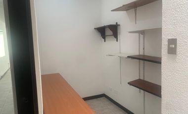 Arriendo Local Comercial, Pizarro y Santa María, sector la Mariscal, atrás de Paco, Av. Colón