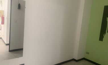 Arriendo Local Comercial, Pizarro y Santa María, sector la Mariscal, atrás de Paco, Av. Colón