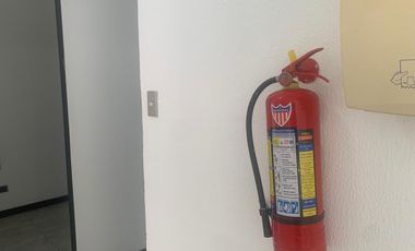 Arriendo Local Comercial, Pizarro y Santa María, sector la Mariscal, atrás de Paco, Av. Colón