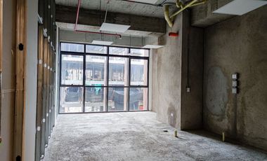 Venta de oficinas para estrenar en El Poblado, Las Palmas