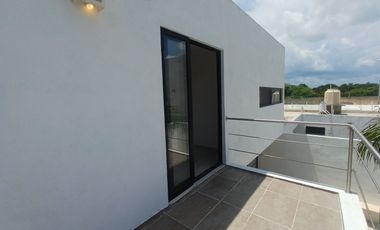 Casa con Piscina al Oriente de Mérida