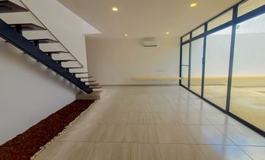 Casa con Piscina al Oriente de Mérida