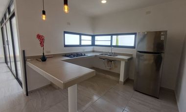 Casa con Piscina al Oriente de Mérida