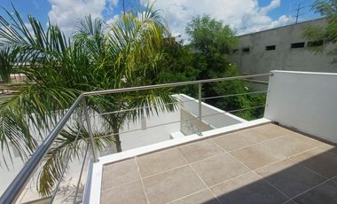 Casa con Piscina al Oriente de Mérida