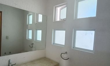 CASA EN RENTA EN MILENIO III QUERÉTARO, MUY CERCA DEL FRESKO