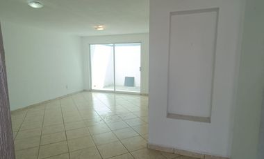 CASA EN RENTA EN MILENIO III QUERÉTARO, MUY CERCA DEL FRESKO