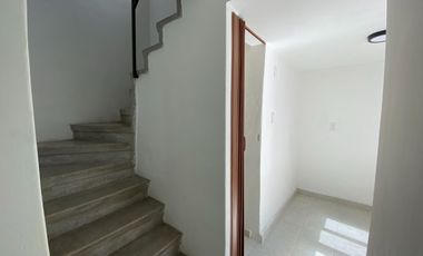 Venta de Oportunidad: casa muy bonita en Cuautitlán Izcalli, recién mantenimiento general y bien iluminada