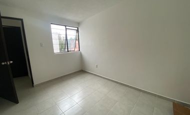 Venta de Oportunidad: casa muy bonita en Cuautitlán Izcalli, recién mantenimiento general y bien iluminada