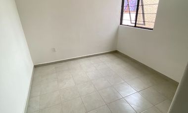 Venta de Oportunidad: casa muy bonita en Cuautitlán Izcalli, recién mantenimiento general y bien iluminada