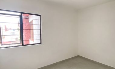 Venta de Oportunidad: casa muy bonita en Cuautitlán Izcalli, recién mantenimiento general y bien iluminada