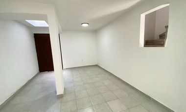 Venta de Oportunidad: casa muy bonita en Cuautitlán Izcalli, recién mantenimiento general y bien iluminada