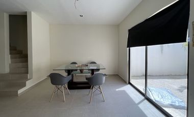 Casa en Privada al Poniente de Mérida