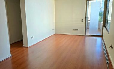 SE ARRIENDA DEPTO EN COND. JARDINES DEL SUR.